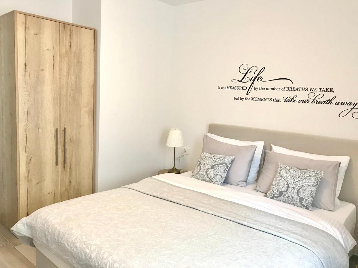 Cocoville Beach House- Makarska Apartamento Exterior foto