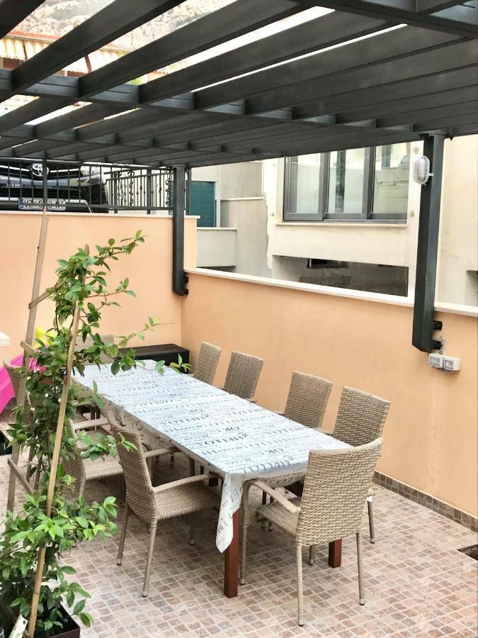 Cocoville Beach House- Makarska Apartamento Exterior foto